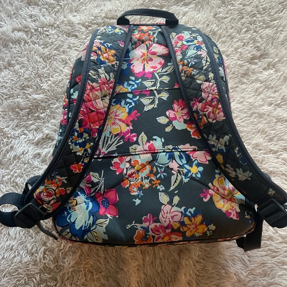 Vera Bradley Backpack - Picture 4 of 7